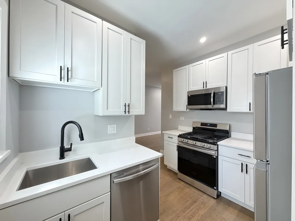 5452 N Paulina St, ,  60640, USA 60640-unit#3F-Chicago-IL