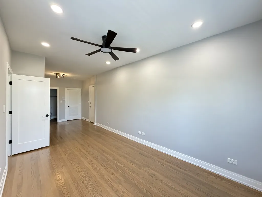5452 N Paulina St, ,  60640, USA 60640-unit#3F-Chicago-IL