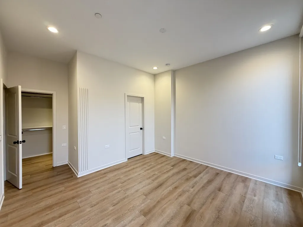 3207 N Narragansett Ave, , 60634, USA 60634-unit#408-Chicago-IL