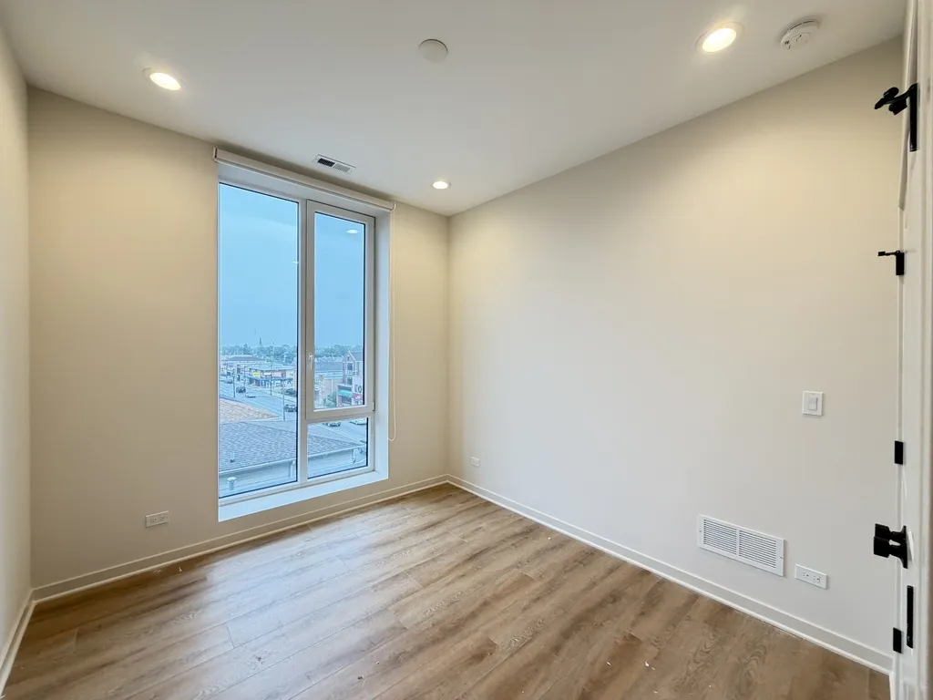 6340 W Belmont Ave, , 60634, USA 60634-unit#305-Chicago-IL
