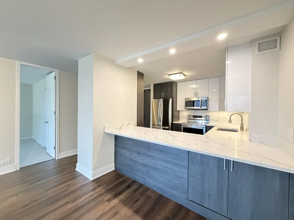 1030 N State St, , 60610, USA 60610-unit#12K-Chicago-IL
