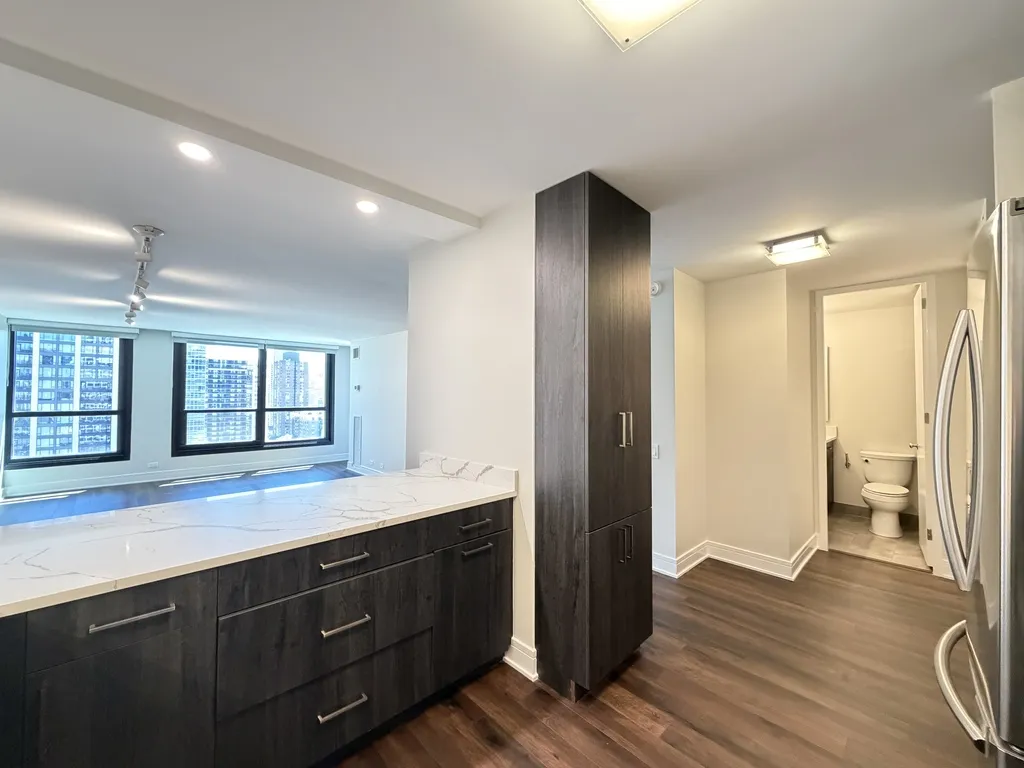 1030 N State St, , 60610, USA 60610-unit#12K-Chicago-IL