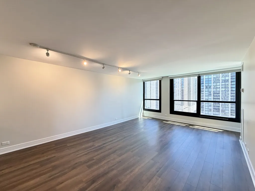 1030 N State St, , 60610, USA 60610-unit#12K-Chicago-IL