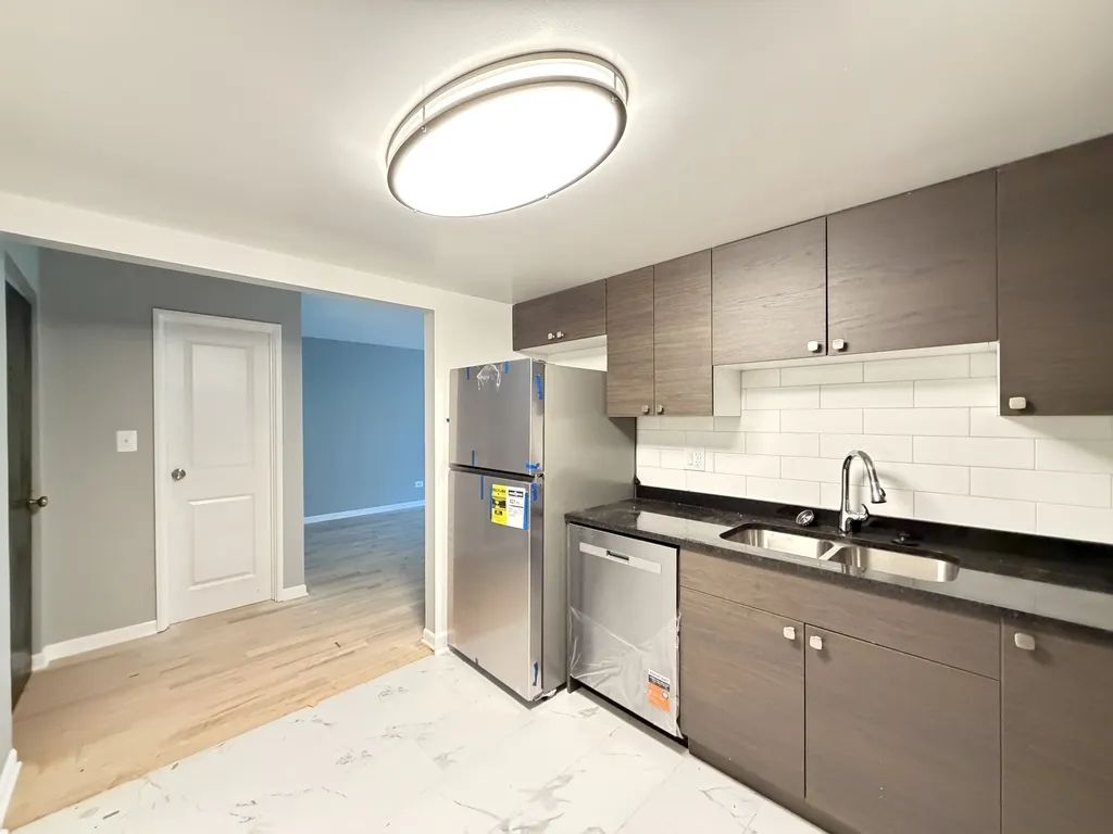 525 N Quentin Rd, Palatine, 60067, USA 60067-unit#406-Chicago-IL