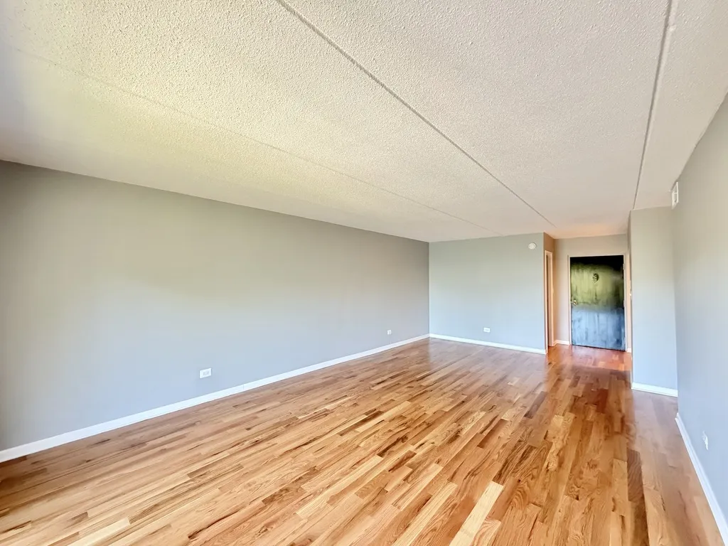 525 N Quentin Rd, Palatine, 60067, USA 60067-unit#408-Chicago-IL