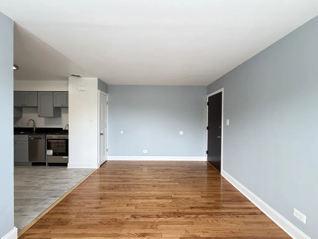 2754 W North Shore Ave, ,  60645, USA 60645-unit#2S-Chicago-IL