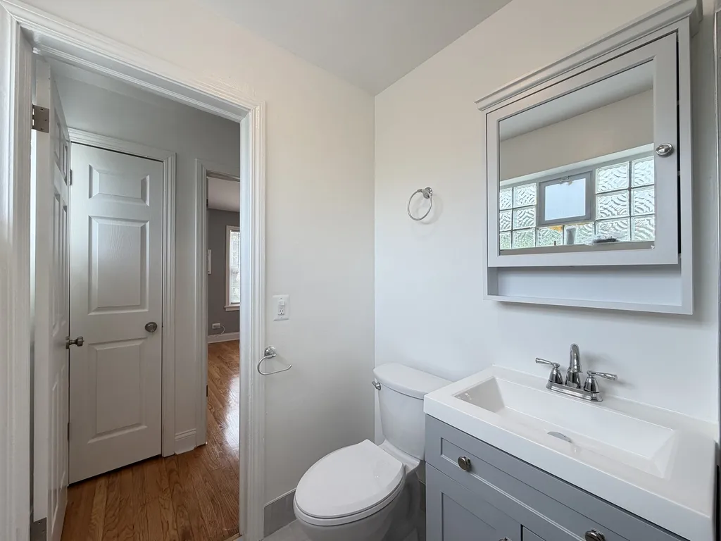 2754 W North Shore Ave, ,  60645, USA 60645-unit#2S-Chicago-IL