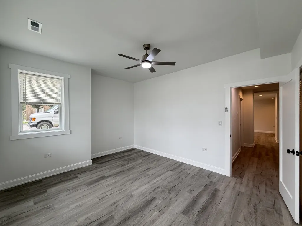 3759 N Kimball Ave, , 60618, USA 60618-unit#G-Chicago-IL