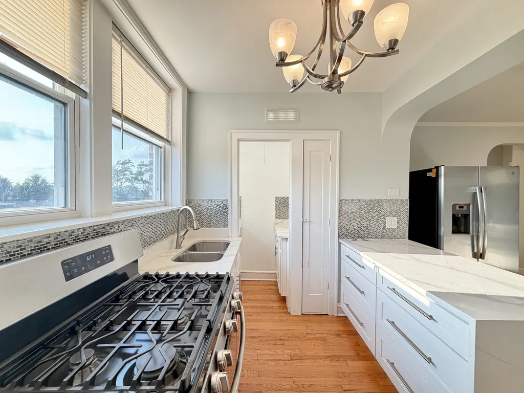 2840 N Lockwood Ave, ,  60641, USA 60641-unit#3D-Chicago-IL