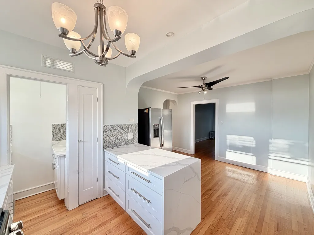 2840 N Lockwood Ave, ,  60641, USA 60641-unit#3D-Chicago-IL