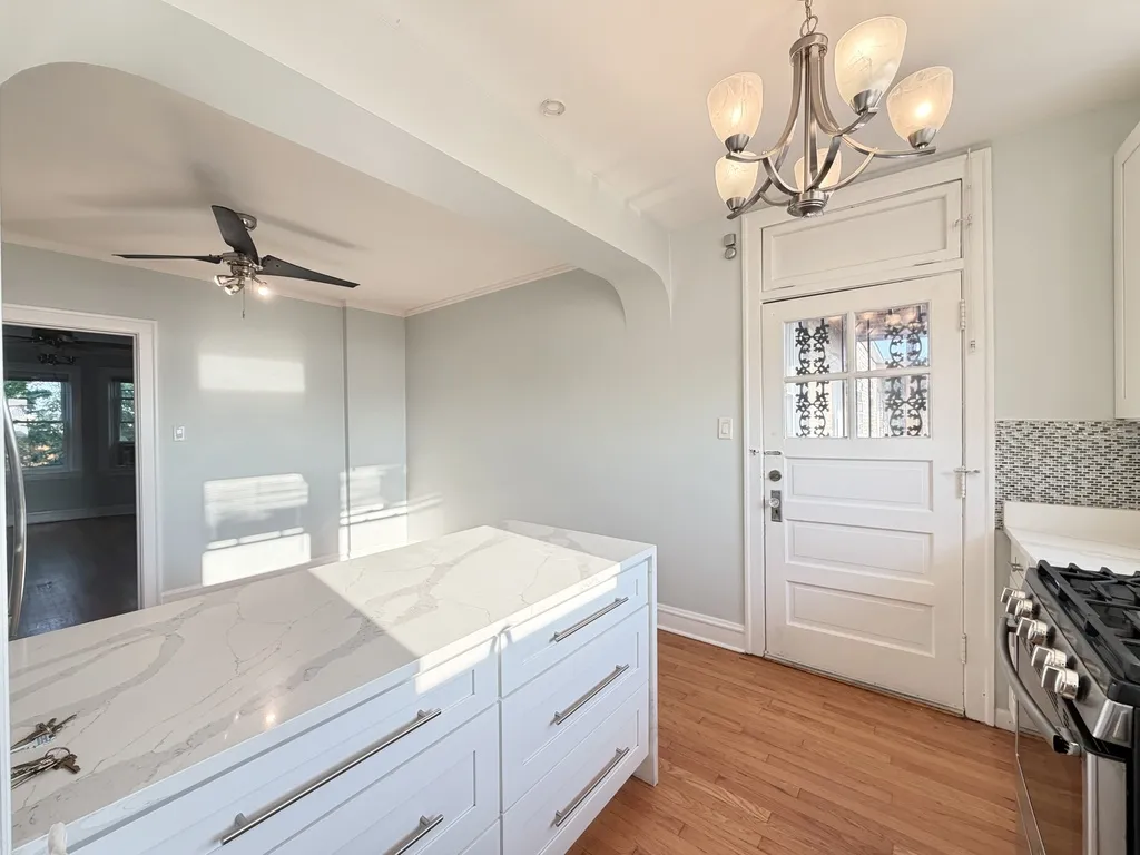 2840 N Lockwood Ave, ,  60641, USA 60641-unit#3D-Chicago-IL