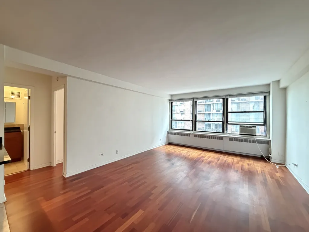 4180 N Marine Dr, ,  60613, USA 60613-unit#1304-Chicago-IL