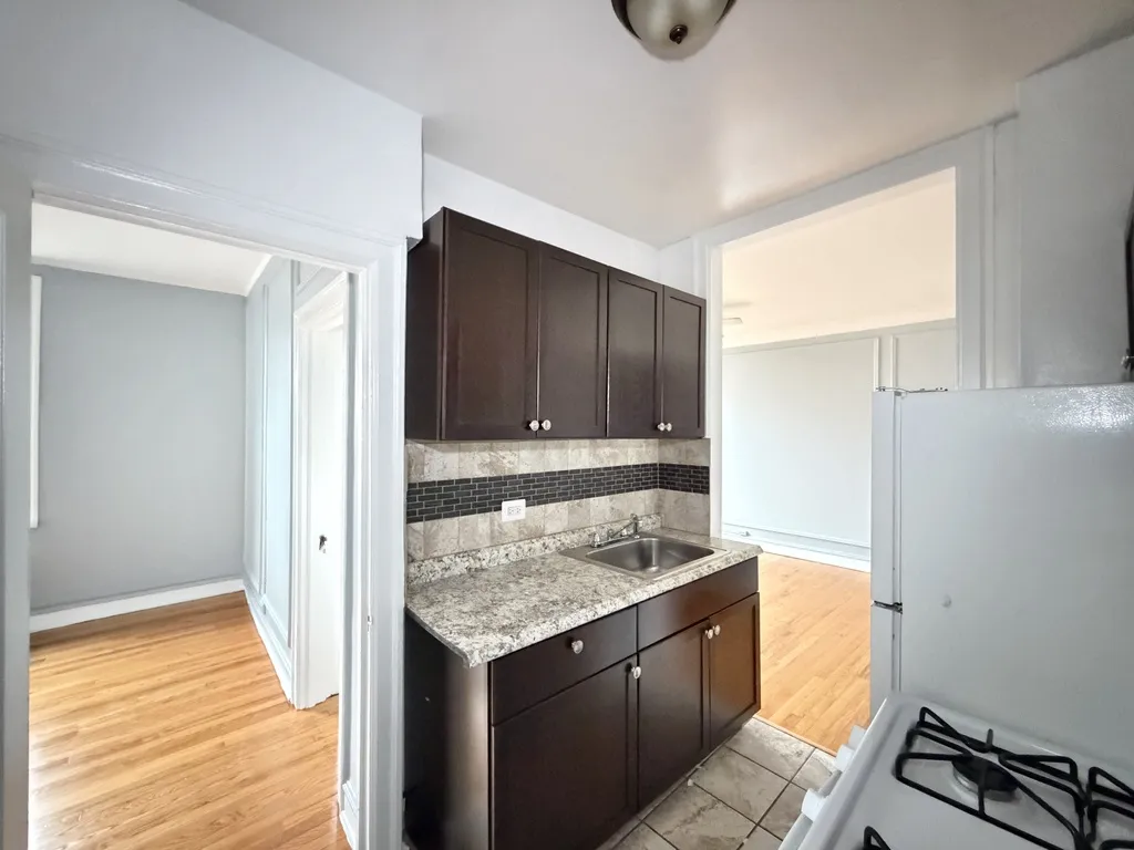 1371 W Estes Ave, , 60626, USA 60626-unit#3D-Chicago-IL