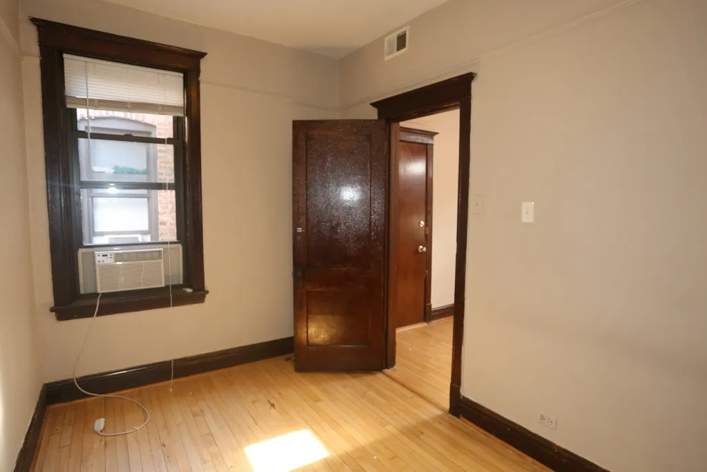 1927 W Schiller St, ,  60622, USA 60622-unit#3R-Chicago-IL