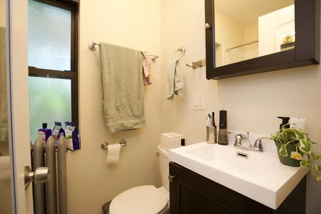 1056 W Lill Ave, , 60614, USA 60614-unit#2-Chicago-IL