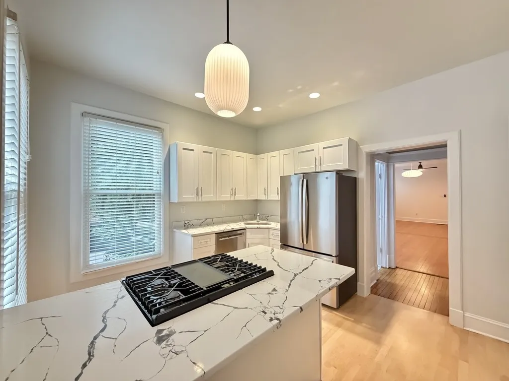 1111 W Roscoe St, ,  60657, USA 60657-unit#2-Chicago-IL