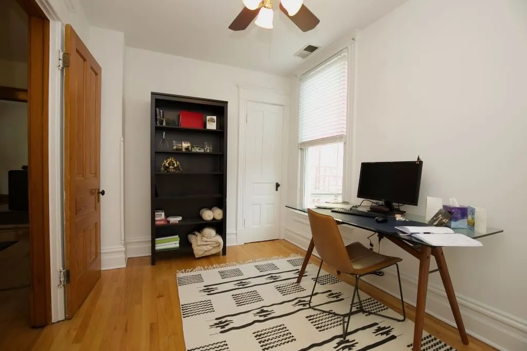 1111 W Roscoe St, ,  60657, USA 60657-unit#2-Chicago-IL