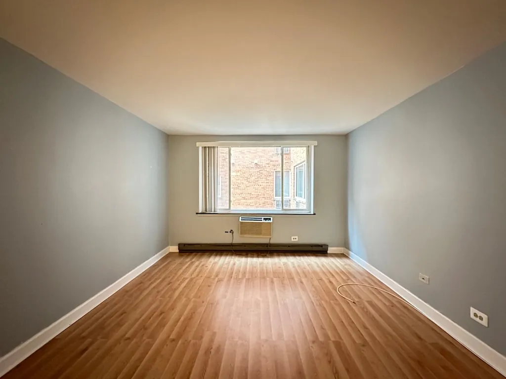 3825 N Pine Grove Ave, , 60613, USA 60613-unit#201-Chicago-IL