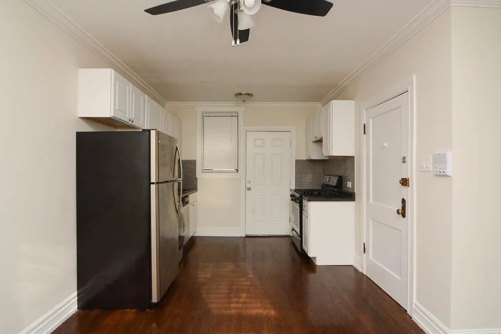 1056 W Lill Ave, ,  60614, USA 60614-unit#3-Chicago-IL