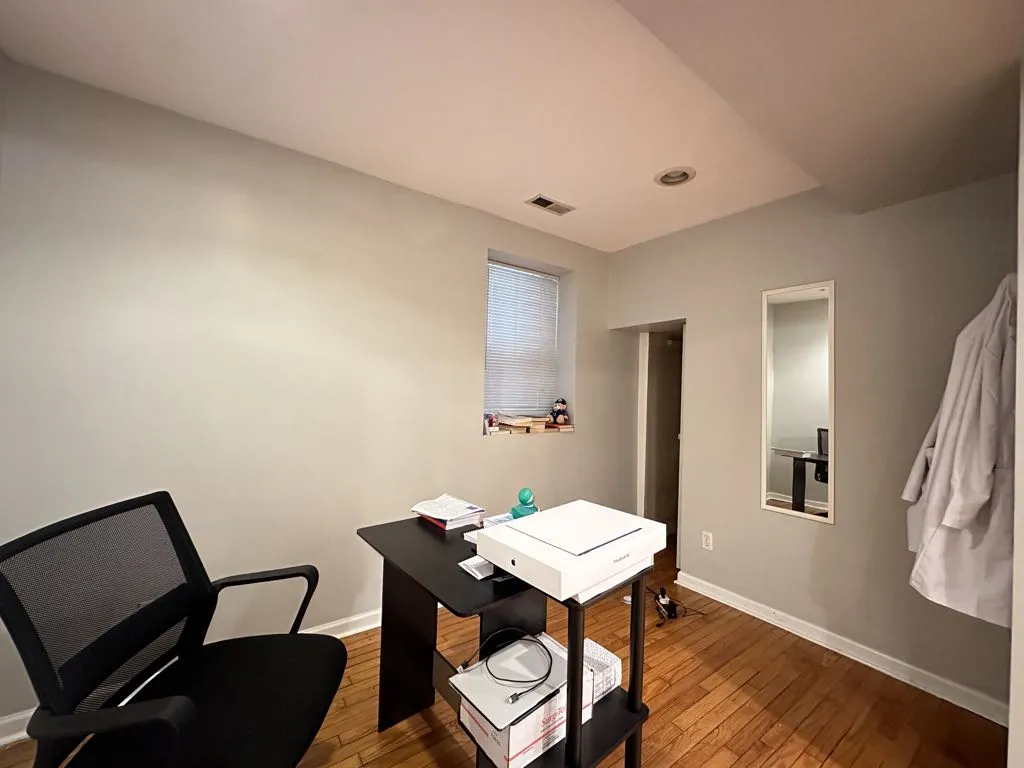 1326 N Claremont Ave, ,  60622, USA 60622-unit#G-Chicago-IL
