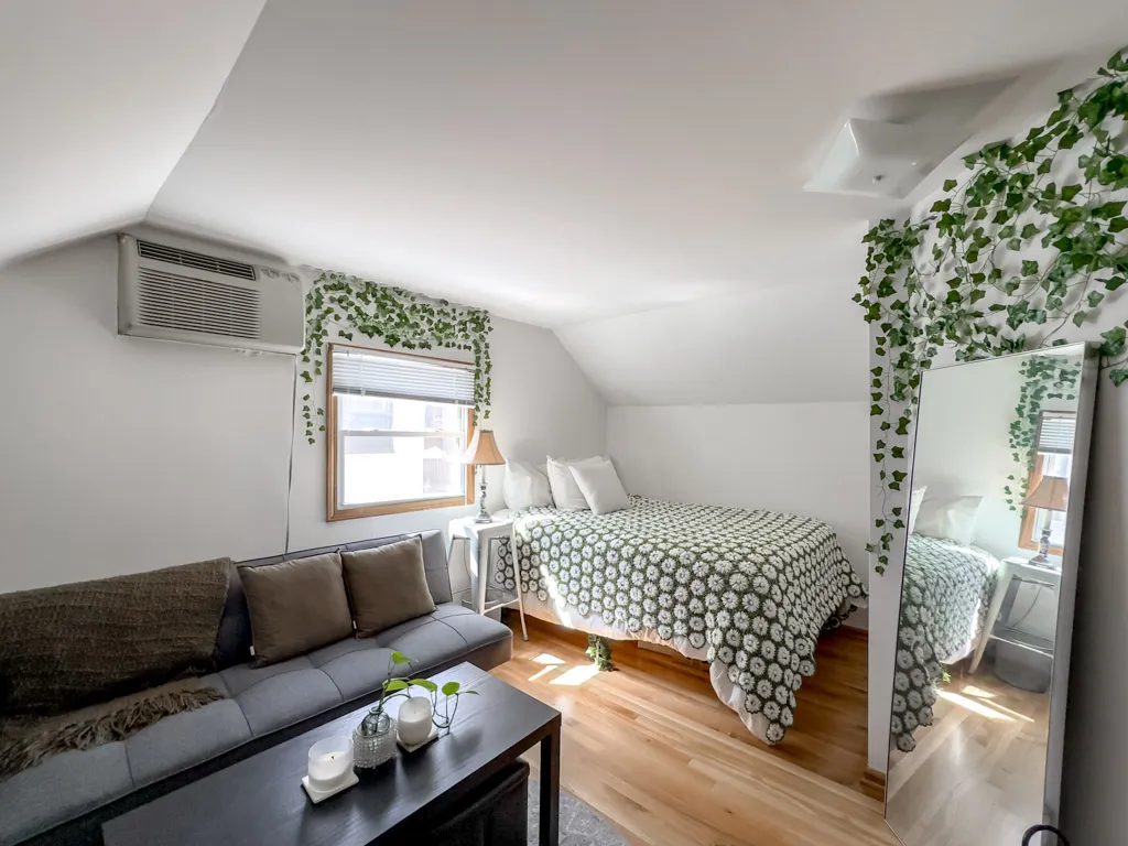 1414 W Henderson St, ,  60657, USA 60657-unit#CH-Chicago-IL