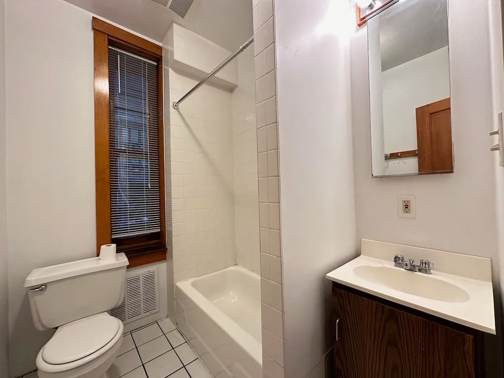 1435 N Bosworth Ave, , 60642, USA 60642-unit#1R-Chicago-IL
