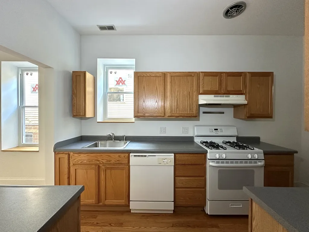 1358 N Bosworth Ave, , 60642, USA 60622-unit#3-Chicago-IL