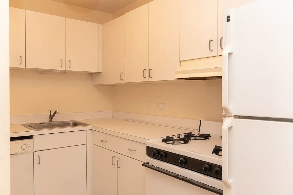 622 W Wellington Ave, ,  60657, USA 60657-unit#12-Chicago-IL