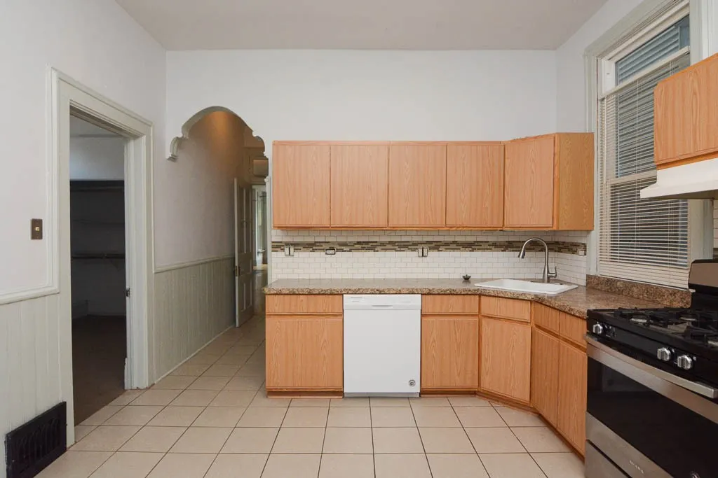 3224 N Racine Ave, , 60657, USA 60657-unit#1-Chicago-IL
