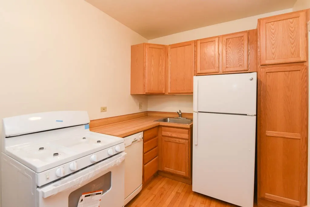 2850 W Cullom Ave, ,  60618, USA 60618-unit#3-Chicago-IL