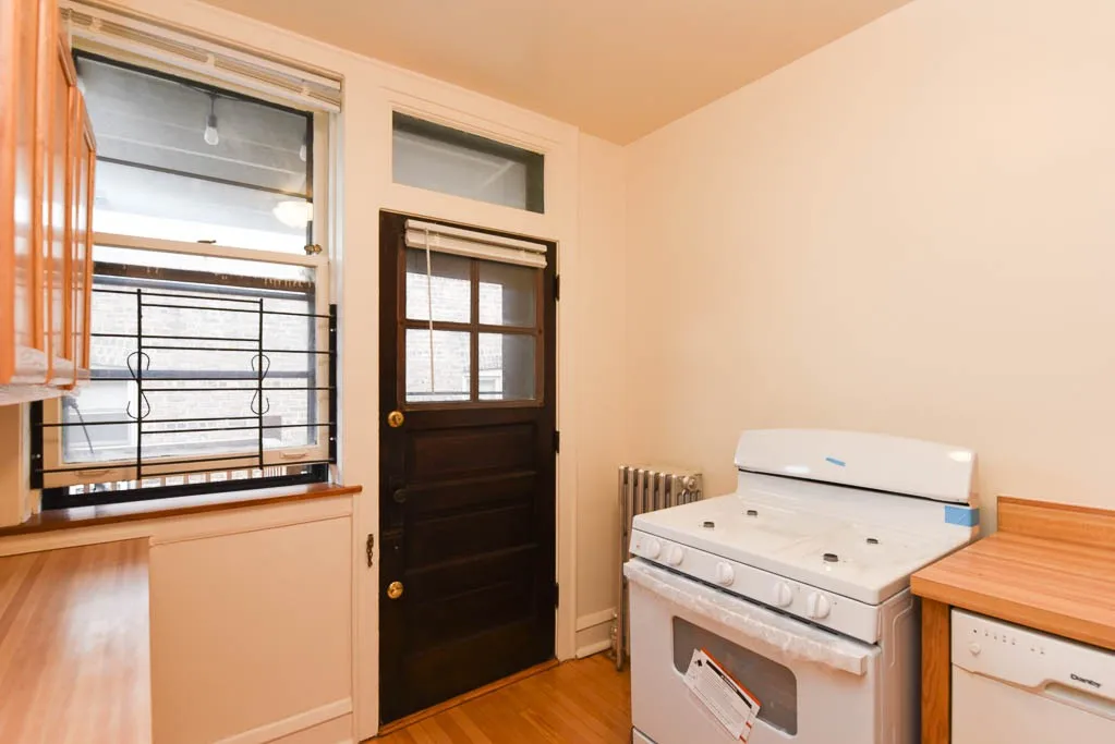 2850 W Cullom Ave, , 60618, USA 60618-unit#3-Chicago-IL