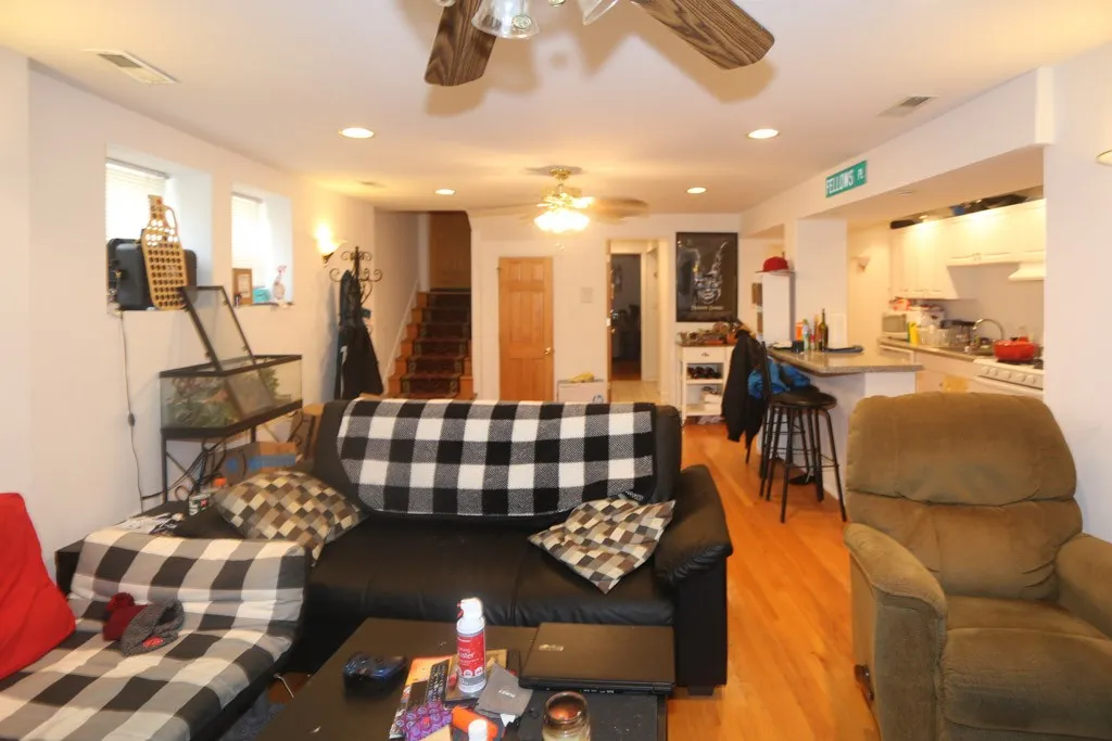 1436 W Belle Plaine Ave, , 60613, USA 60613-unit#G-Chicago-IL