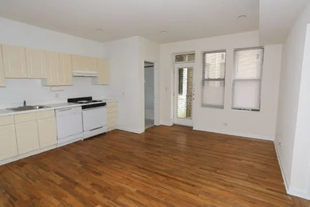 917 W Dakin St, ,  60613, USA 60613-unit#305-Chicago-IL