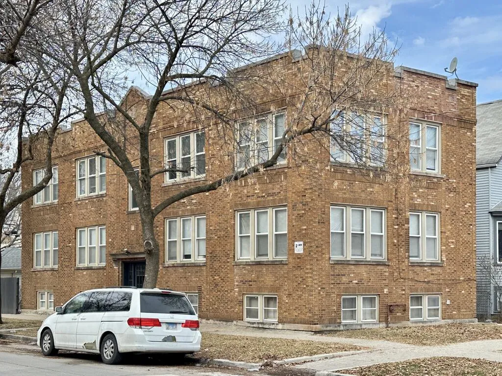 3538 W Grace St, , 60618, USA 60618-unit#2E-Chicago-IL