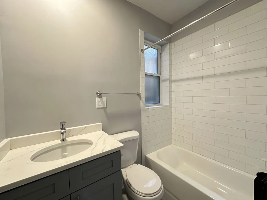 1251 W Rosemont Ave, , 60660, USA 60660-unit#2-Chicago-IL
