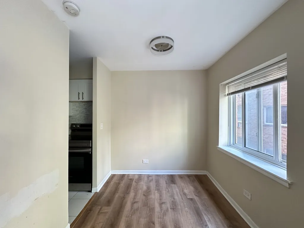 3825 N Pine Grove Ave, , 60613, USA 60613-unit#321-Chicago-IL