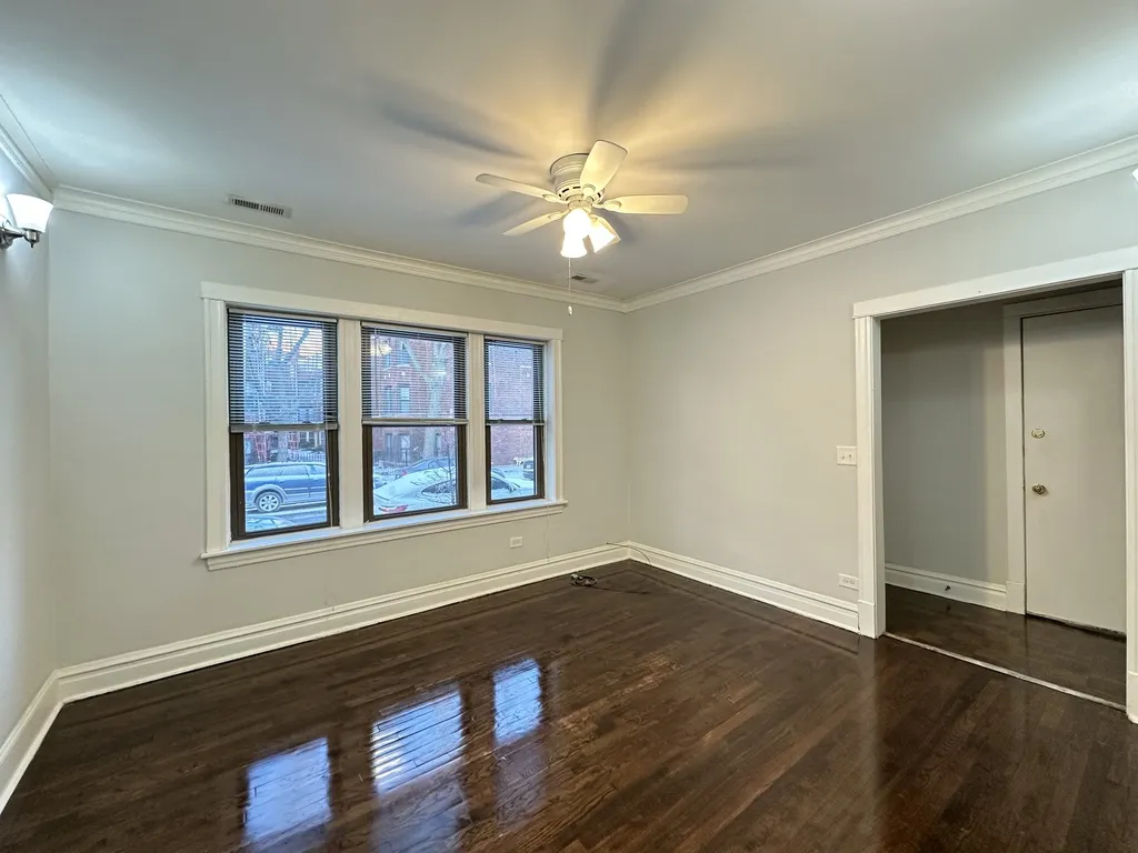 3151 W Belle Plaine Ave, , 60618, USA 60618-unit#1-Chicago-IL