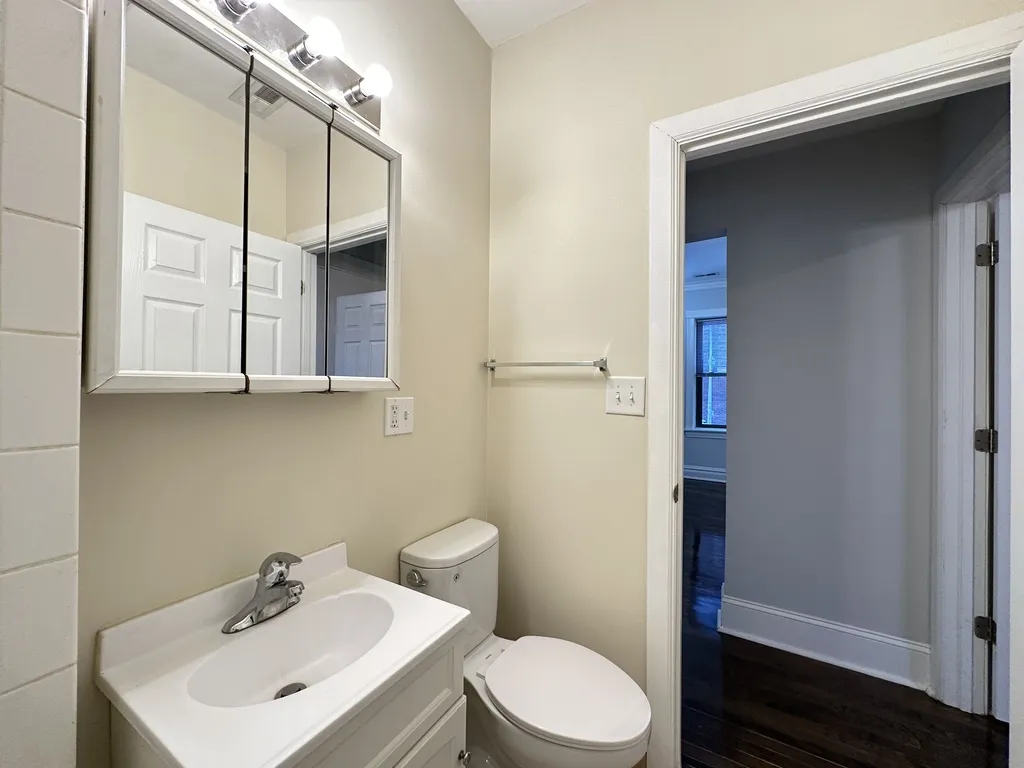3151 W Belle Plaine Ave, , 60618, USA 60618-unit#1-Chicago-IL