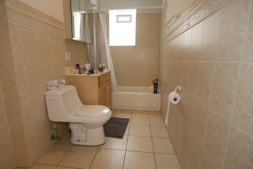 3418 N Bosworth Ave, , 60657, USA 60657-unit#1-Chicago-IL