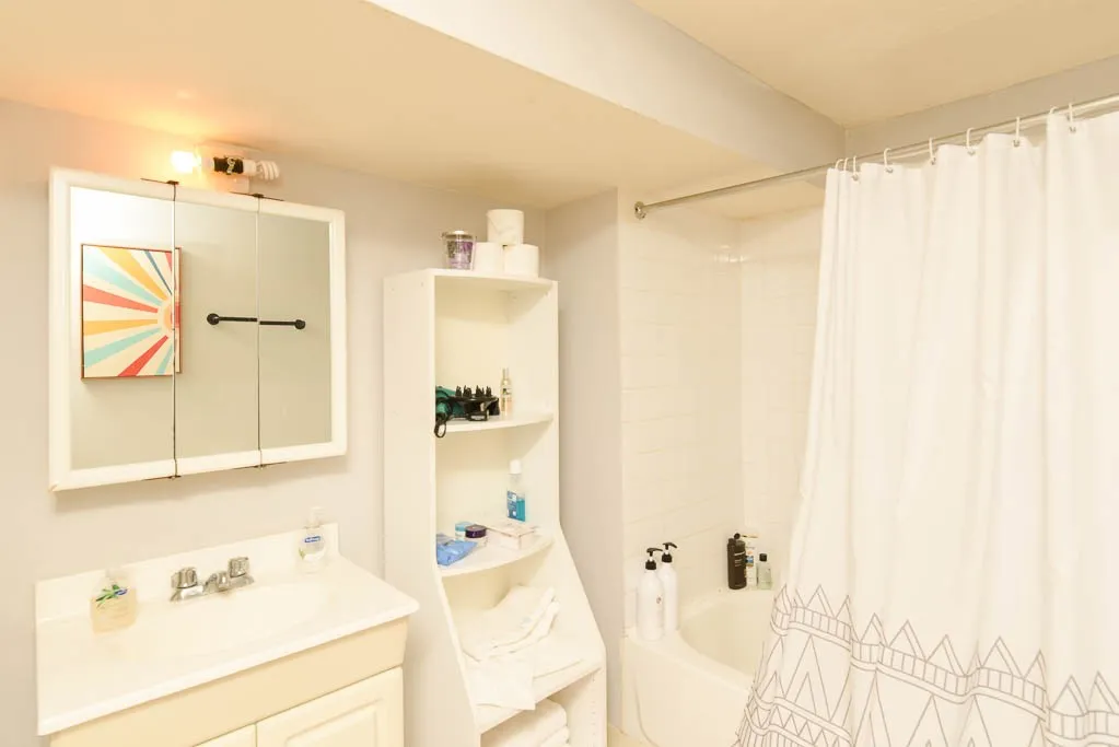1358 W Barry Ave, , 60657, USA 60657-unit#1W-Chicago-IL