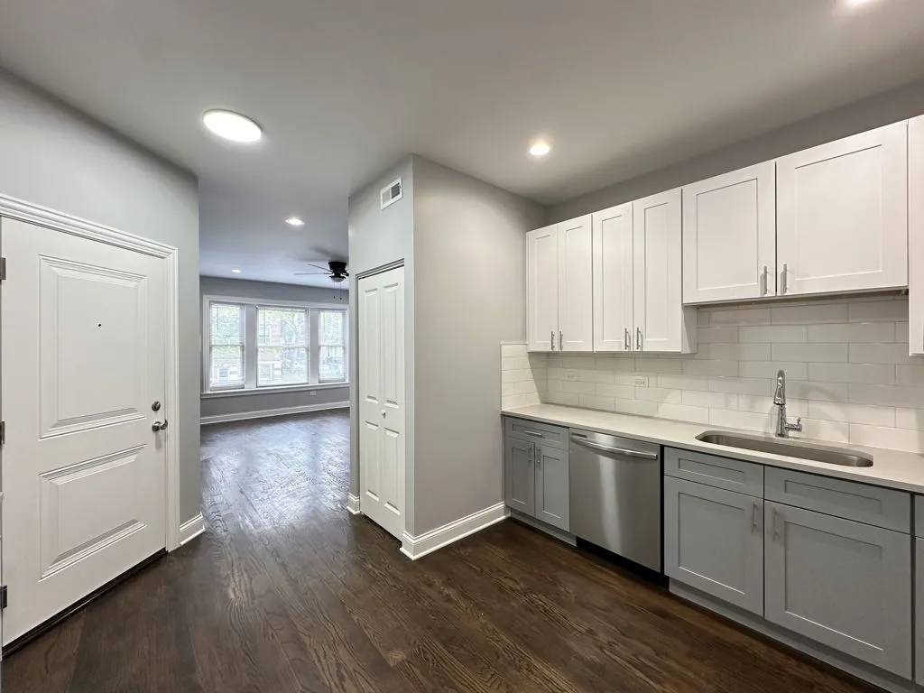 1224 W Rosemont Ave, ,  60660, USA 60660-unit#1-Chicago-IL