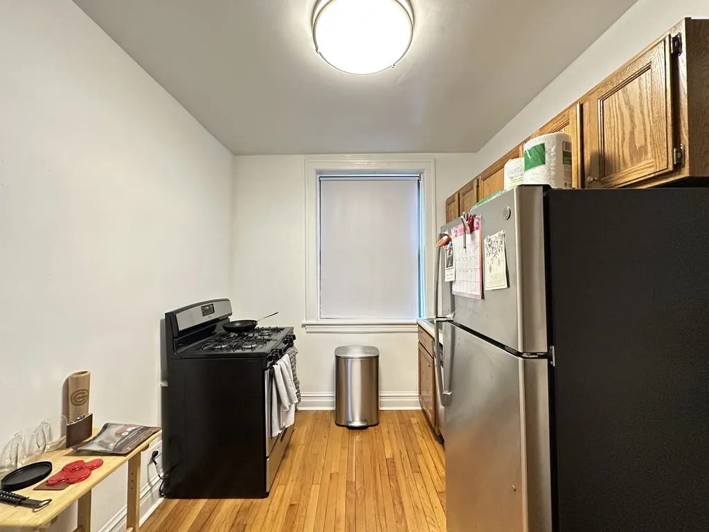1911 W Larchmont Ave, , 60613, USA 60613-unit#1B-Chicago-IL