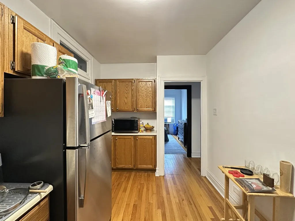 1911 W Larchmont Ave, , 60613, USA 60613-unit#1B-Chicago-IL