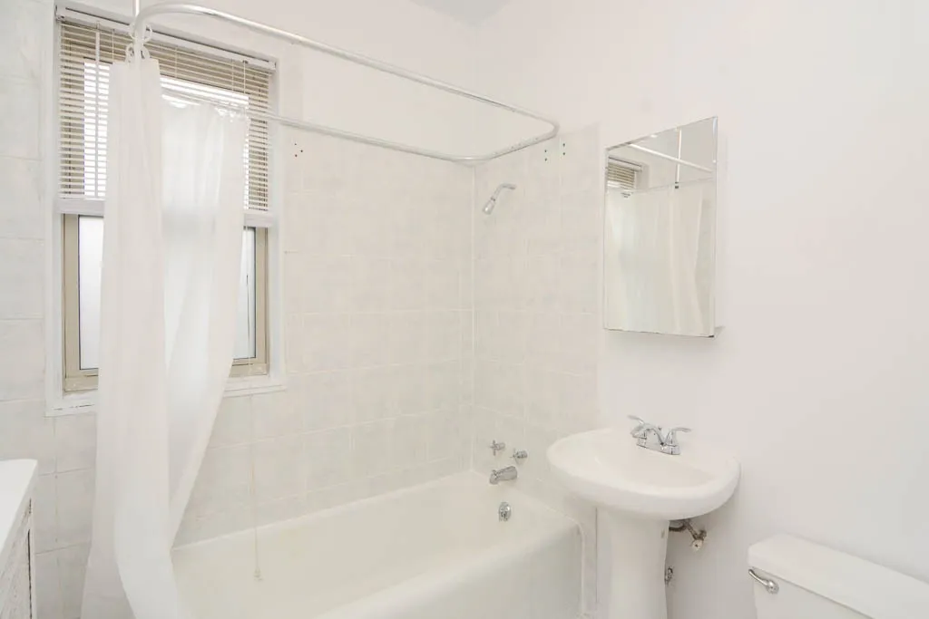 1214 W Rosemont Ave, , 60660, USA 60660-unit#2-Chicago-IL