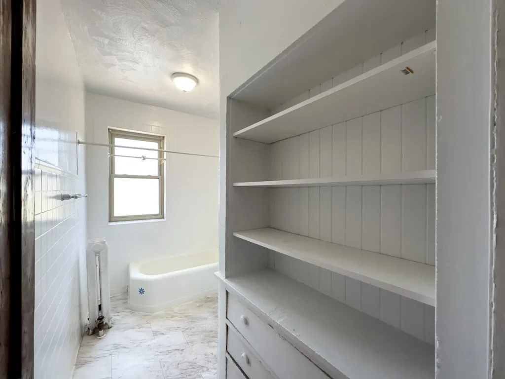 1222 W Rosemont Ave, ,  60660, USA 60660-unit#1-Chicago-IL