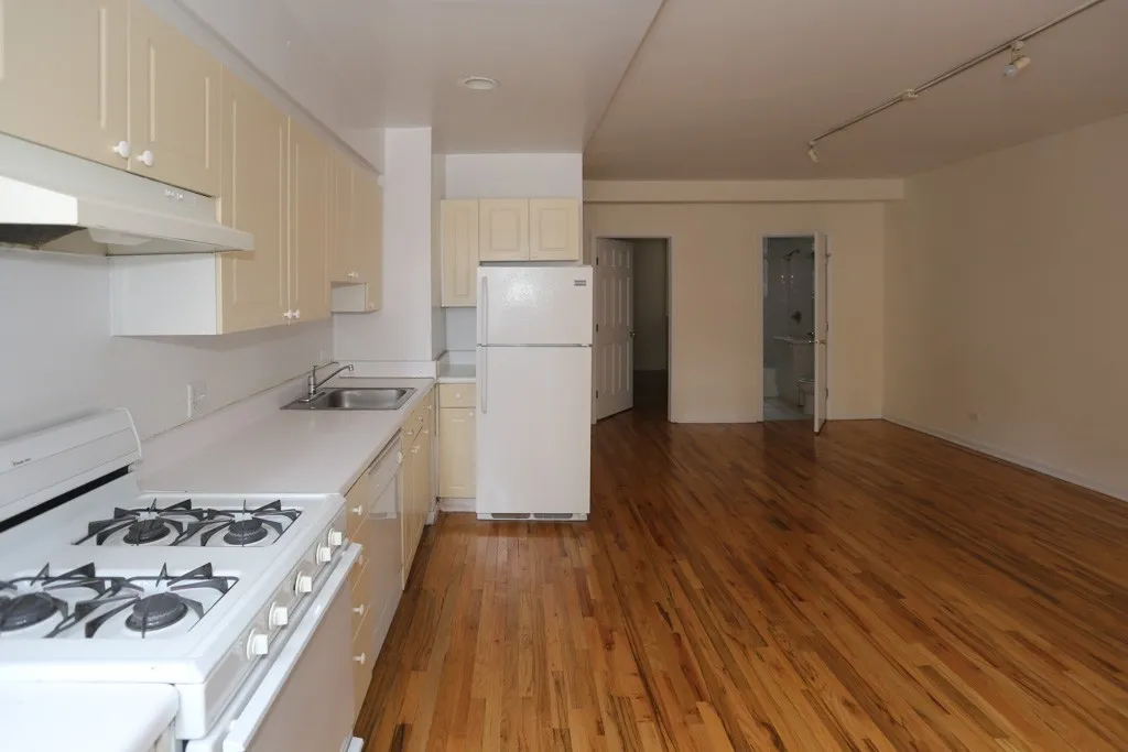 917 W Dakin St, ,  60613, USA 60613-unit#101-Chicago-IL