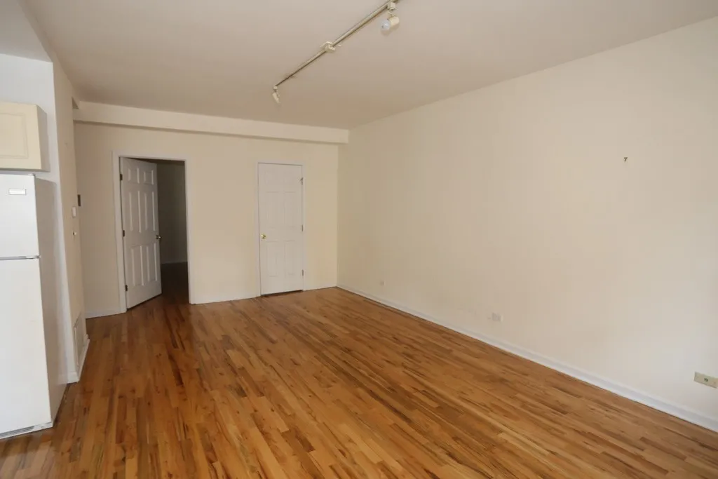 917 W Dakin St, ,  60613, USA 60613-unit#101-Chicago-IL