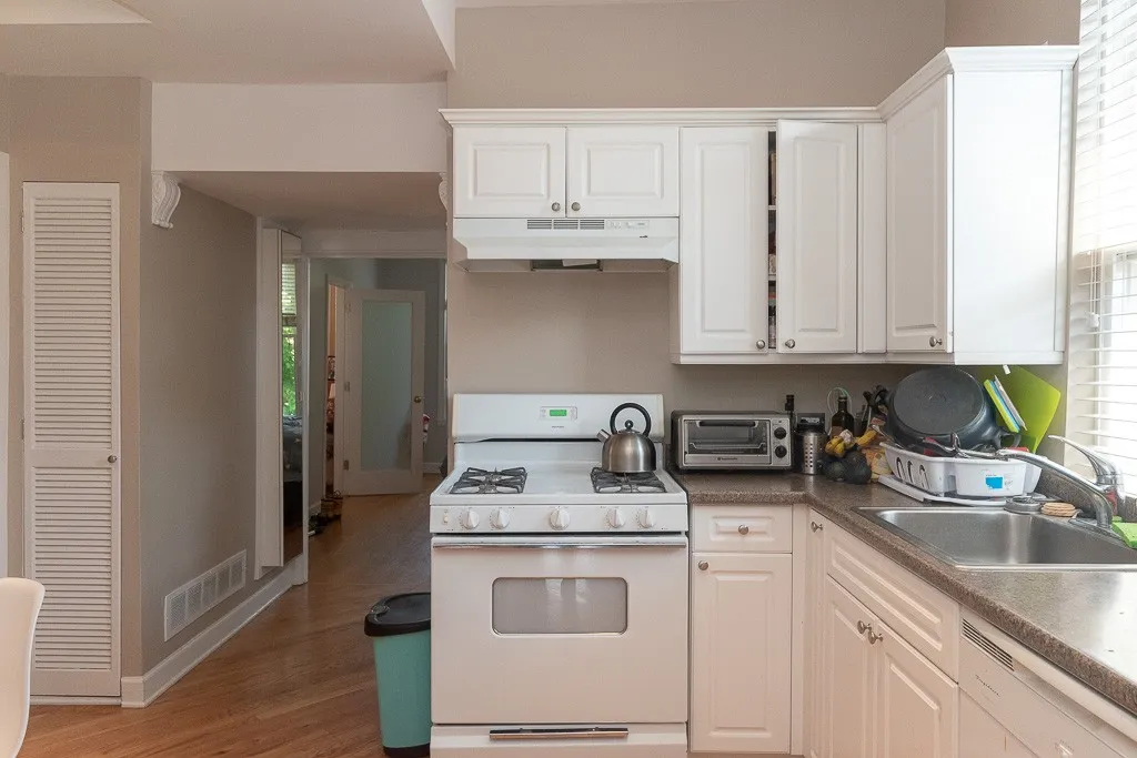 3144 N Oakley Ave, ,  60618, USA 60618-unit#3F-Chicago-IL