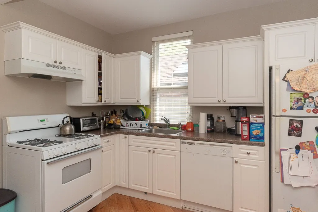 3144 N Oakley Ave, , 60618, USA 60618-unit#3F-Chicago-IL