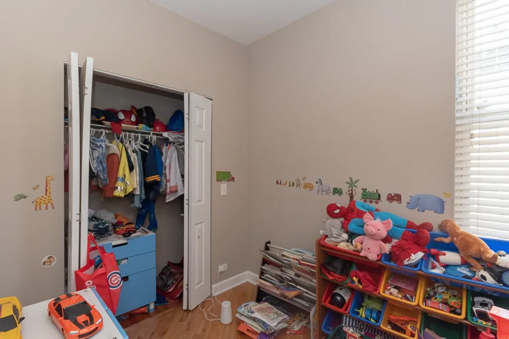 3144 N Oakley Ave, , 60618, USA 60618-unit#3F-Chicago-IL